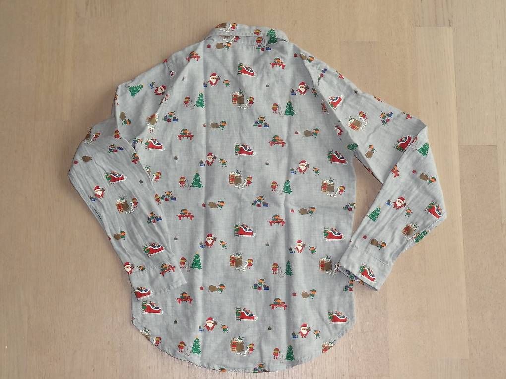 Chemises, T-shirts & Polos: Hemd langarm Christmas Zwillinge Gr. 140 – D'occasion à Diessenhofen par Stephanla52 1