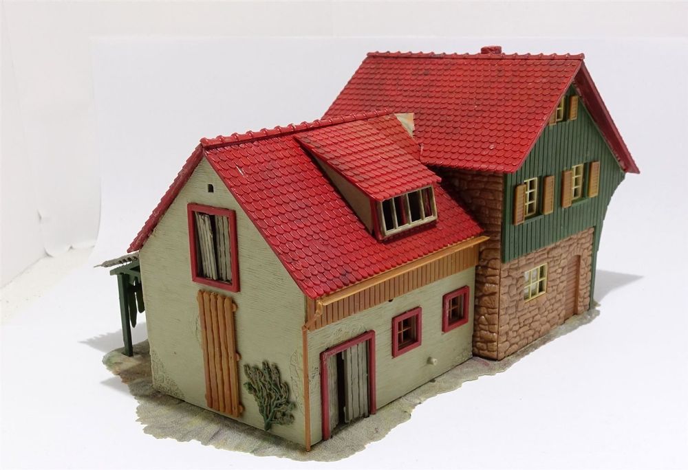 Produktbild von Vollmer 49540 Z Bauernhaus Mit Scheune Und, TINA'S MODELLEISENBAHN