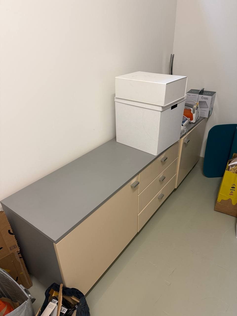 Commodes: Kommode / TV-Möbel – D'occasion à Zug par Coca99