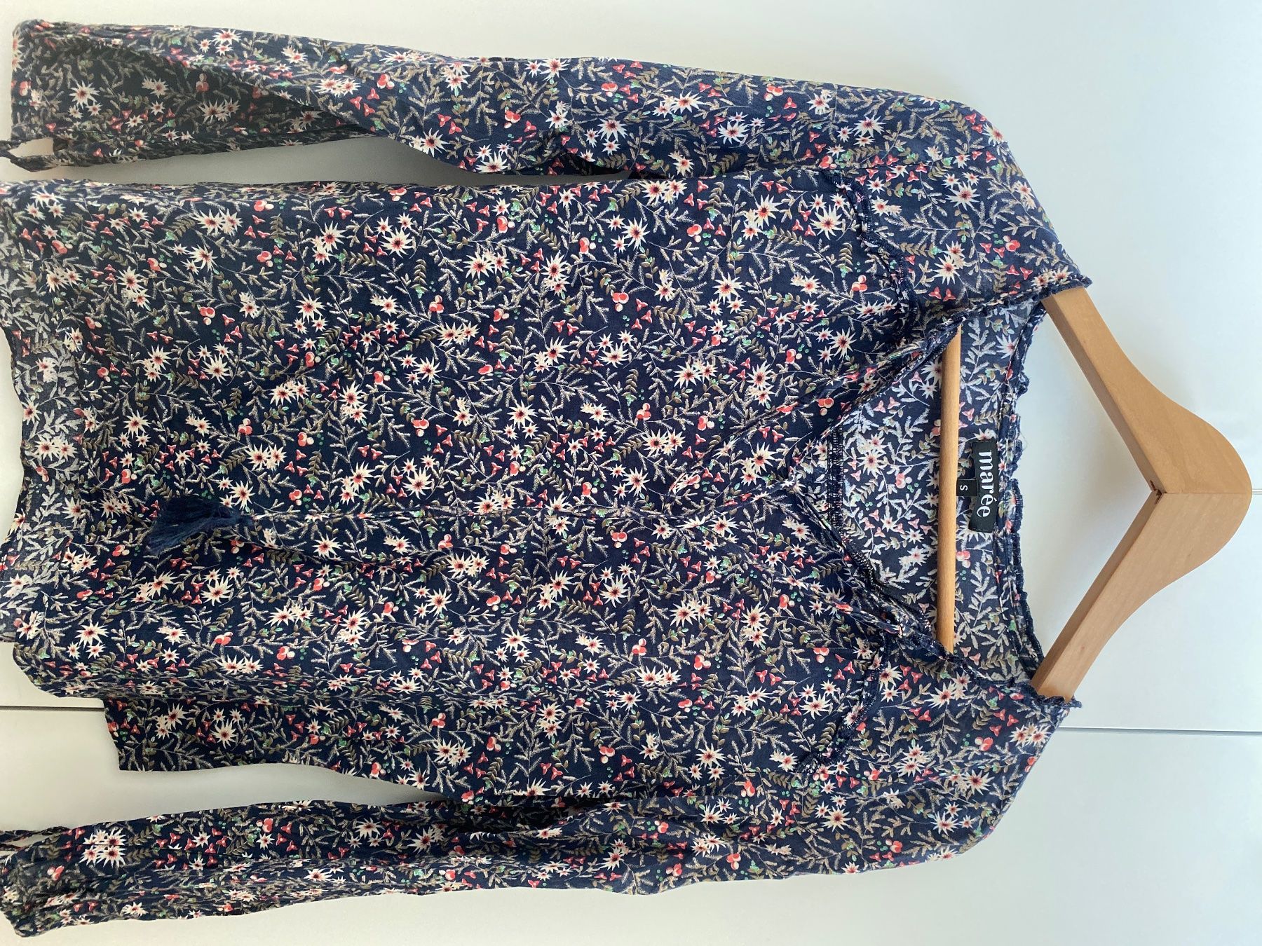Blusen: 9 Blusen - XS-S  - Pepe Jeans, Marèe, More & More ect. – Gebraucht aus Fällanden von Melinazh 4