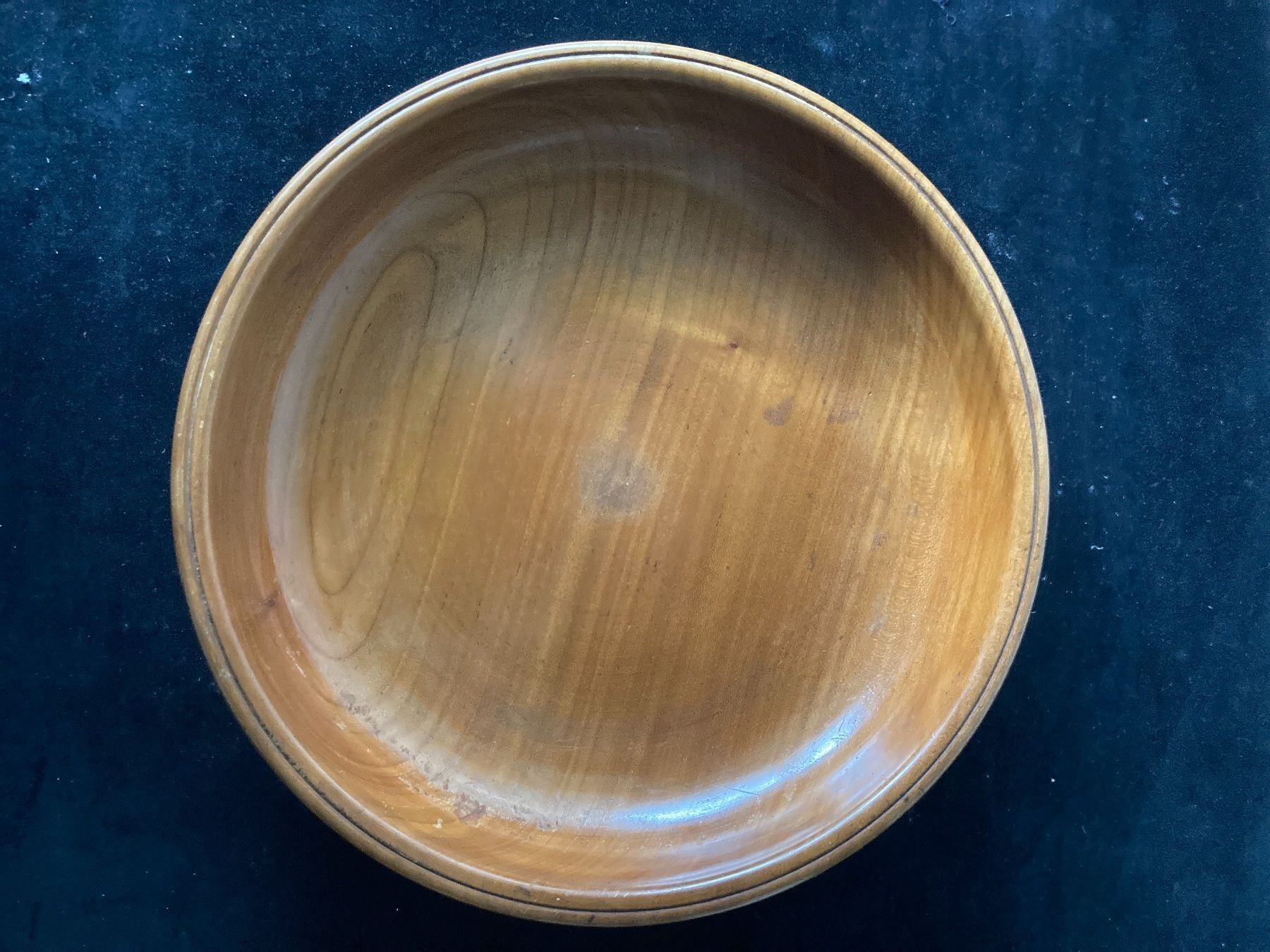 Ciotole: Schöne Früchte- Schale aus Holz – Usato da Zürich venduto da Chaeffeler 2