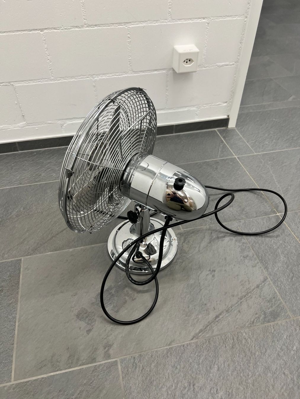 Ventilatori: Princess Typ 2520 Tischventilator 30cm – Usato da St. Gallen venduto da Vortex2 1