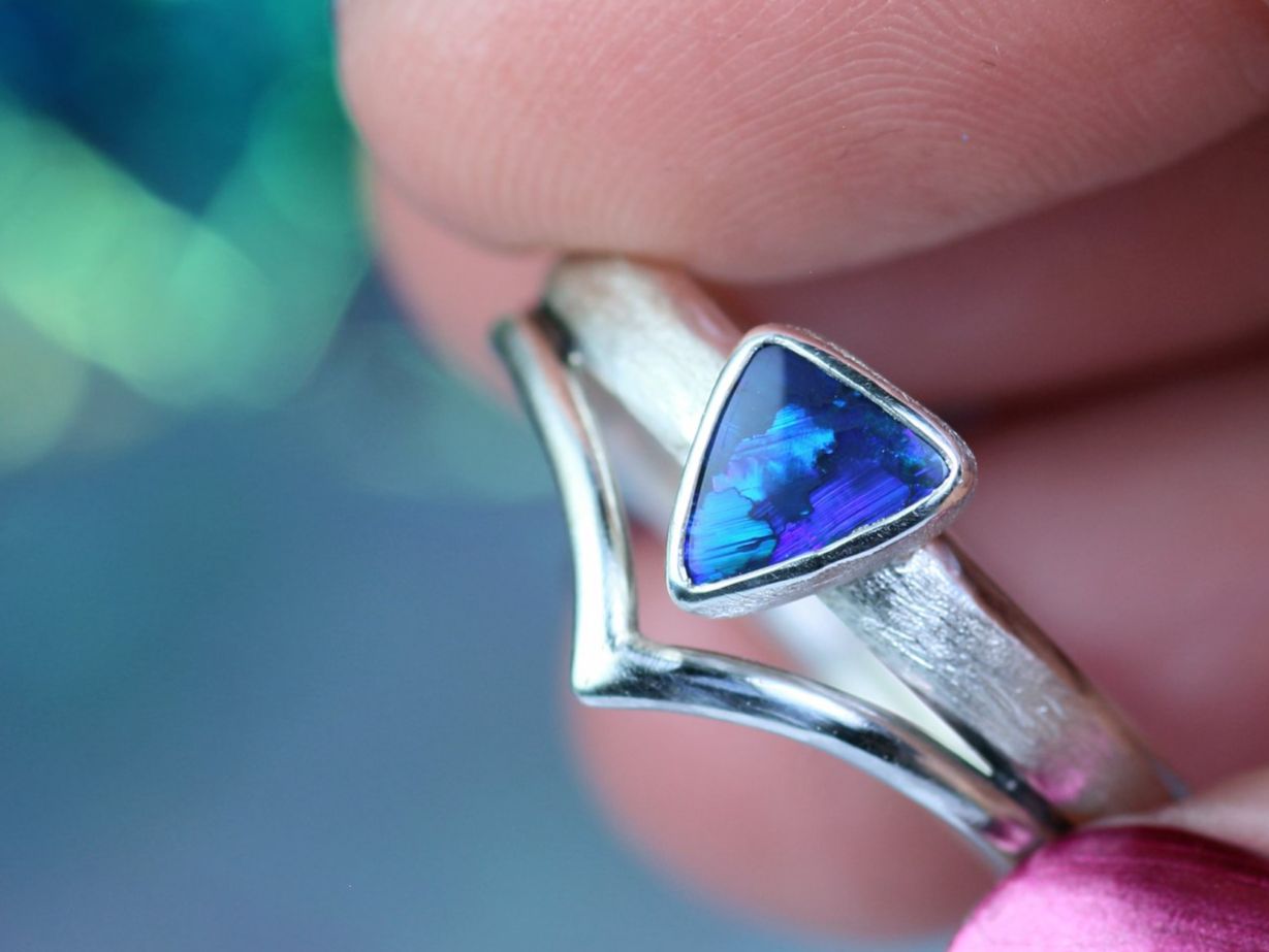 Anelli: LUNA SERENA Boho Silberring mit australischem Opal · EU 58 – Nuovo e nell'imballaggio originale da Bern venduto da OSONO.Design 2