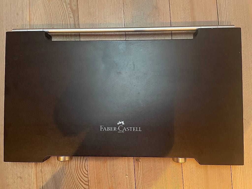 Matite, matite colorate & gessi: Faber Castell Polychromos Farbstift 120er Holzkoffer – Usato da Höfen b. Thun venduto da Pritt1 4