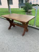 Massivholz Tisch