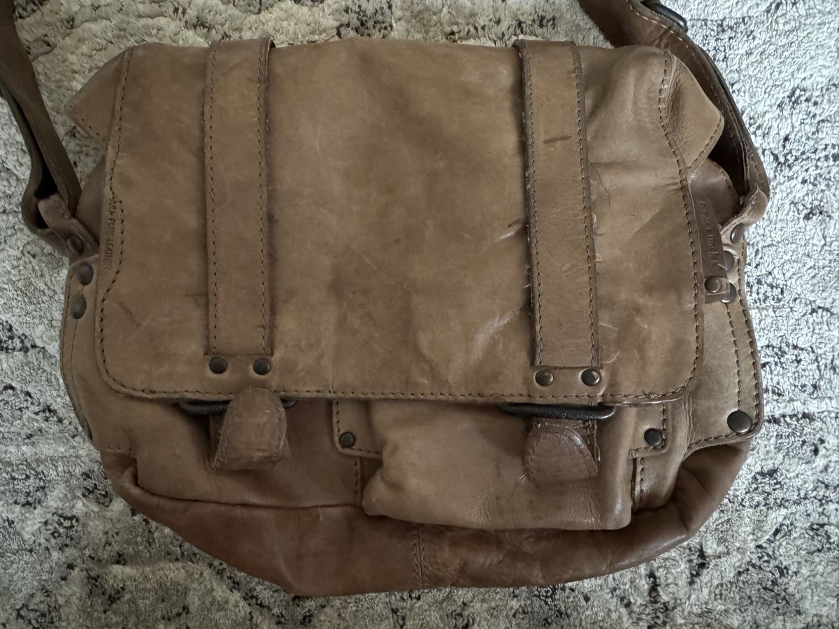Aunts & Uncles Sacs femmes: aunts&uncles Tasche Leder – D'occasion à Rüti ZH par make 1