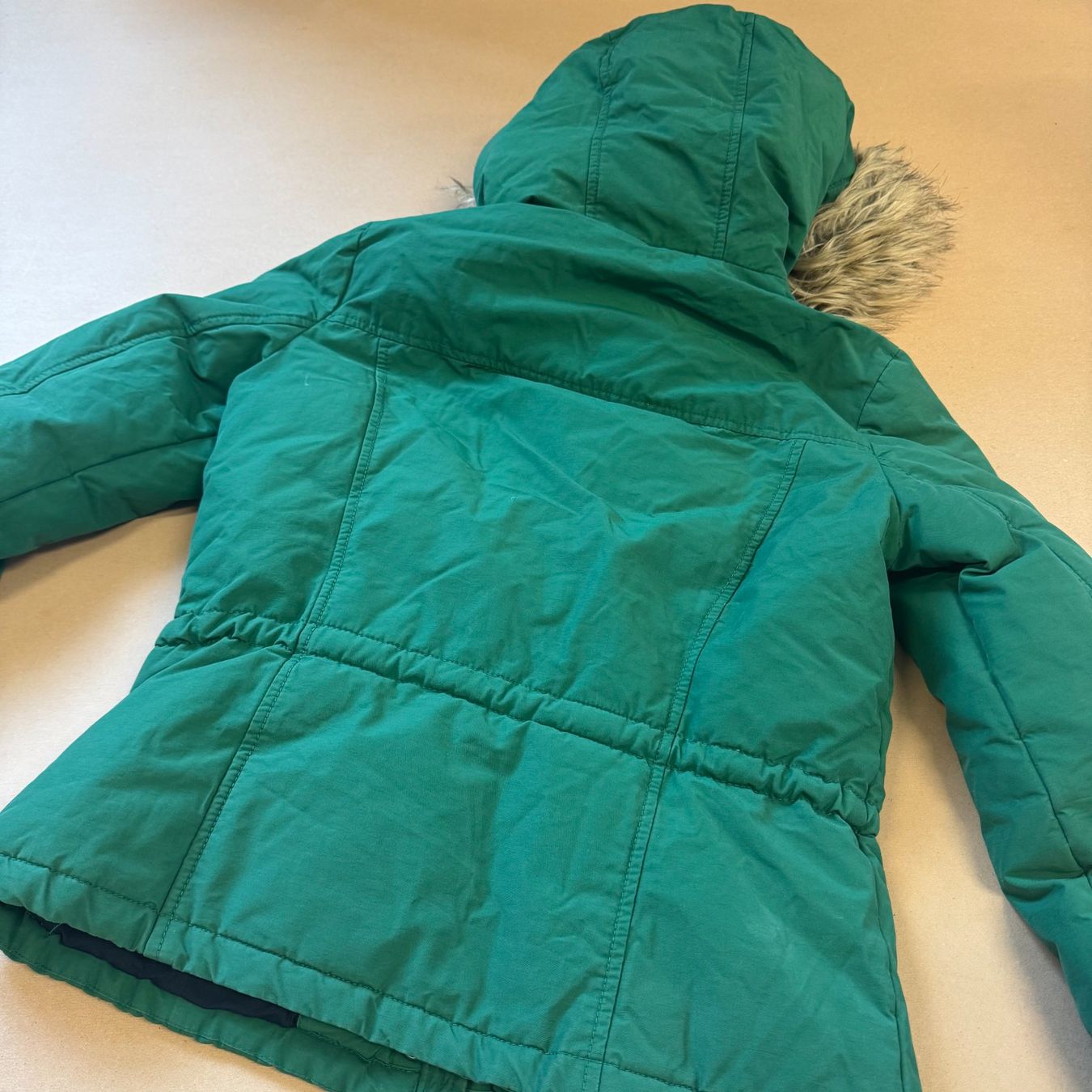 Abercrombie Giacche: Abercrombie and Fitch green winter jacket – Usato da St. Gallen venduto da sourced_limited 7