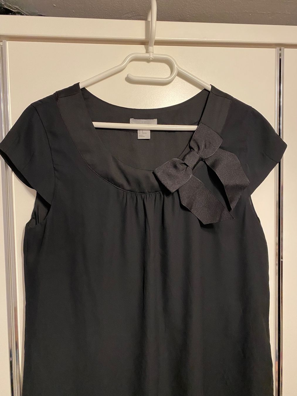H&M Vestiti: Damen Kleid von H& M gr.40 – Usato da Pfungen venduto da Sheki56 1