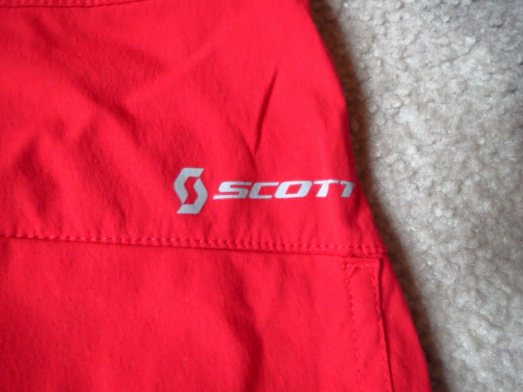 Scott Pantaloni: sehr schöne SCOTT Damen Hose Gr S – Usato da Kiental venduto da Anna8702 8