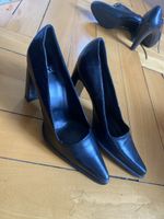 Chaussures tallons cuir noir decolleté