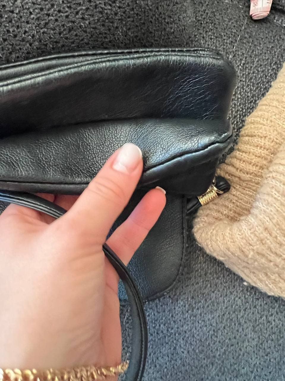 Taschen für Damen: Leder Tasche – Gebraucht aus Riehen von edu_92w7 7