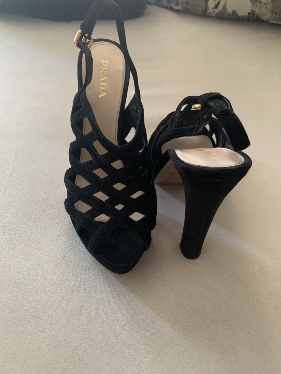 Prada Damenschuhe: Prada Schuhe  – Gebraucht aus Bergdietikon von zor_856j 1