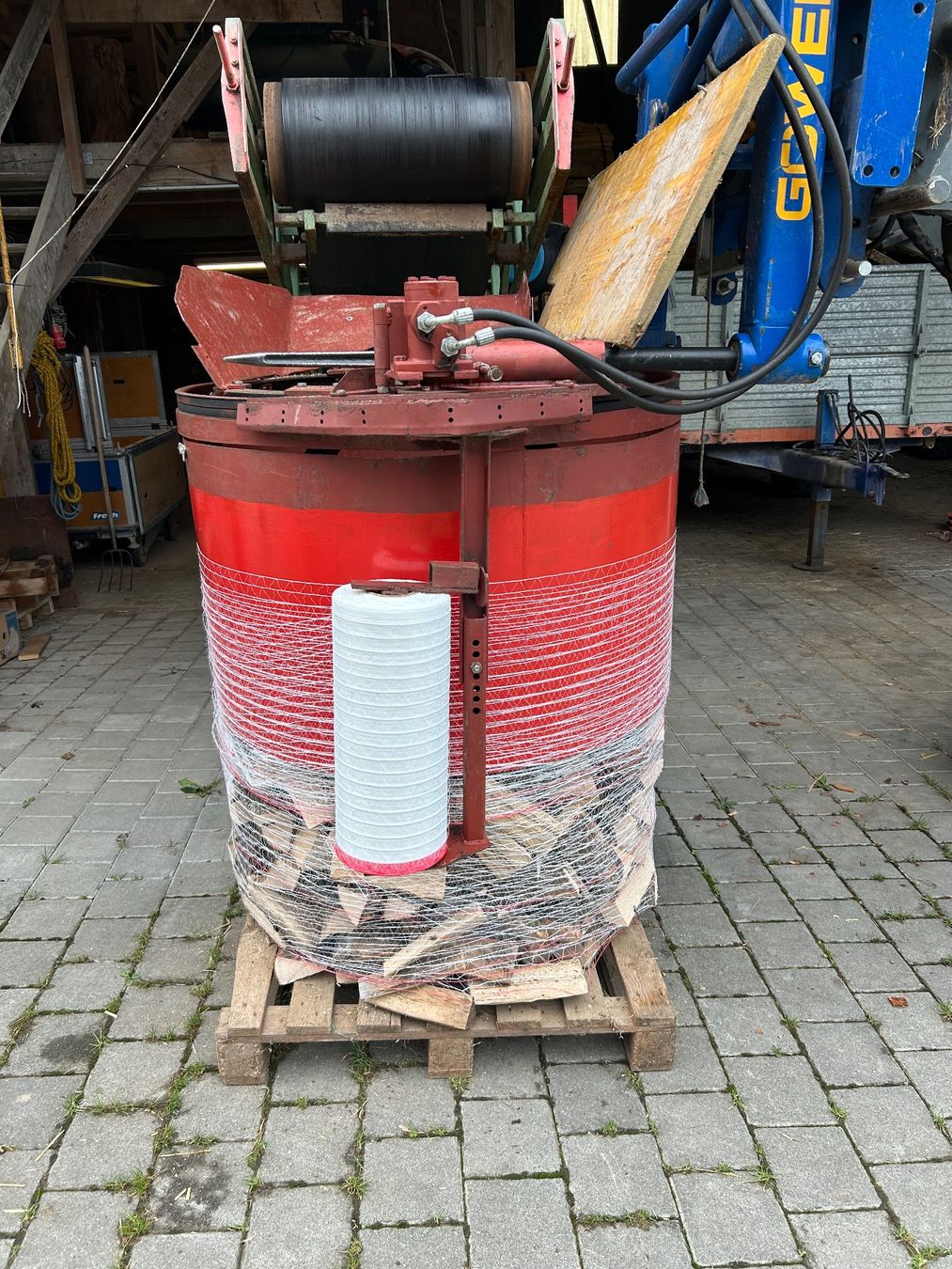 Tutte le macchine: Netzwickler für Brennholz – Usato da Seon venduto da Luescher_17 1
