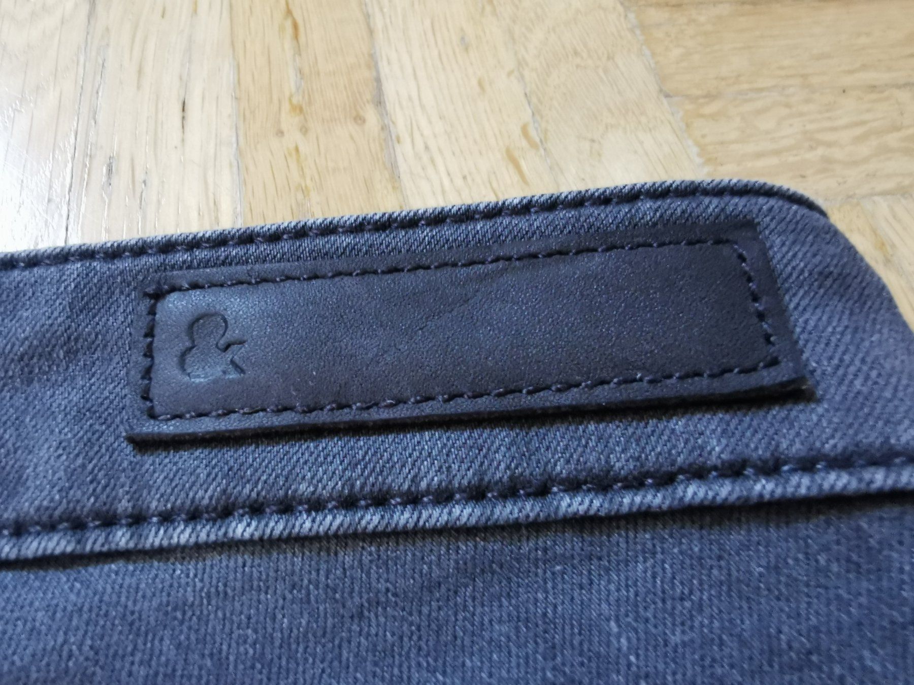 H&M Jeans: Jeans H&M mit Strass Gr. 31/34 – Gebraucht aus Stäfa von flamingo_17 6