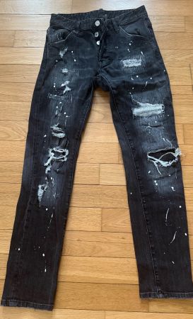 Graue DSQUARED2 Skater Jeans Gr. 46 / Np: 450Fr / Top Zus...