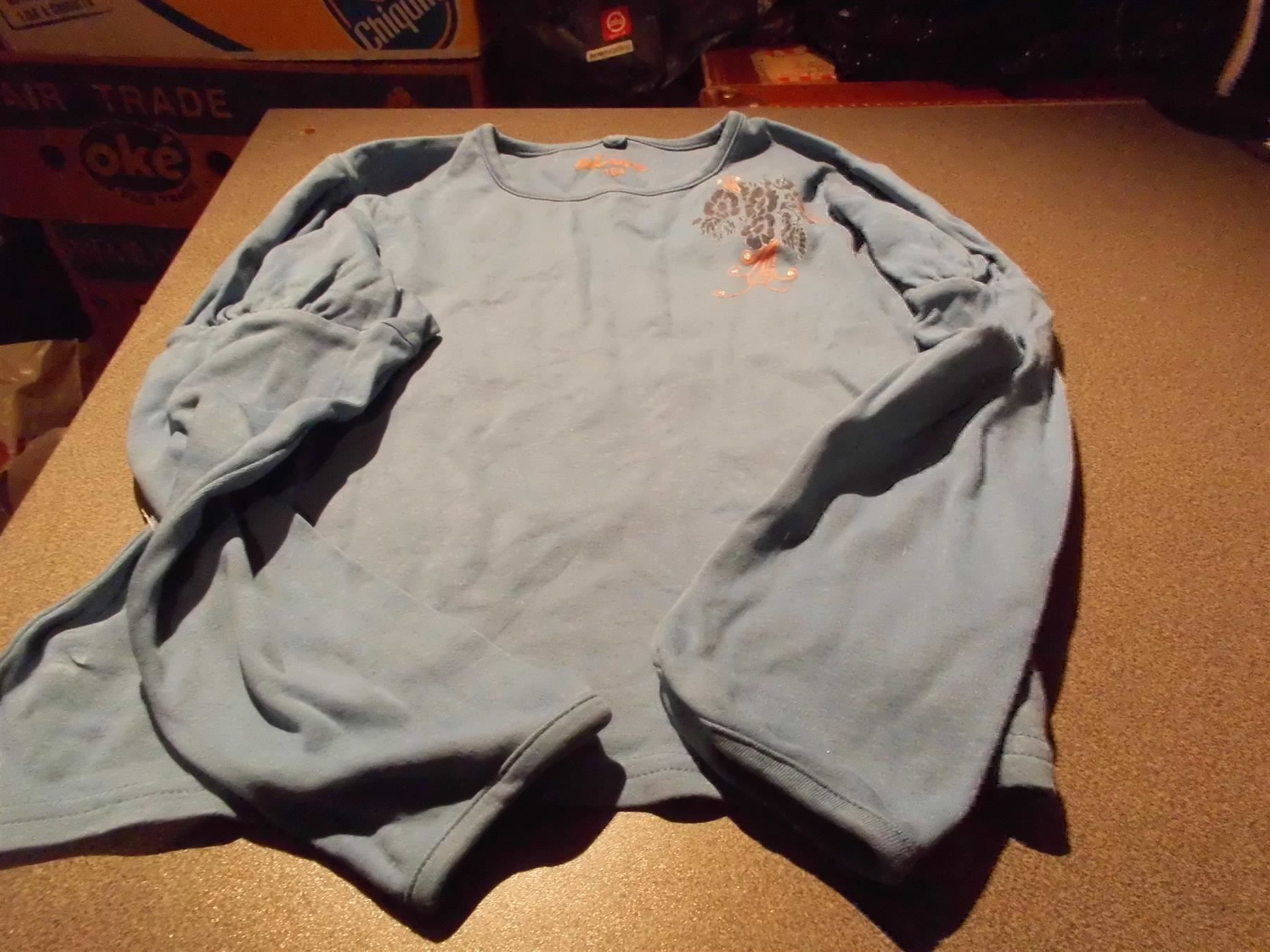 Maglioni & Felpe: Pullover Grösse 164, alive, blau/Blumenm – Usato da Zürich venduto da Motzkuh