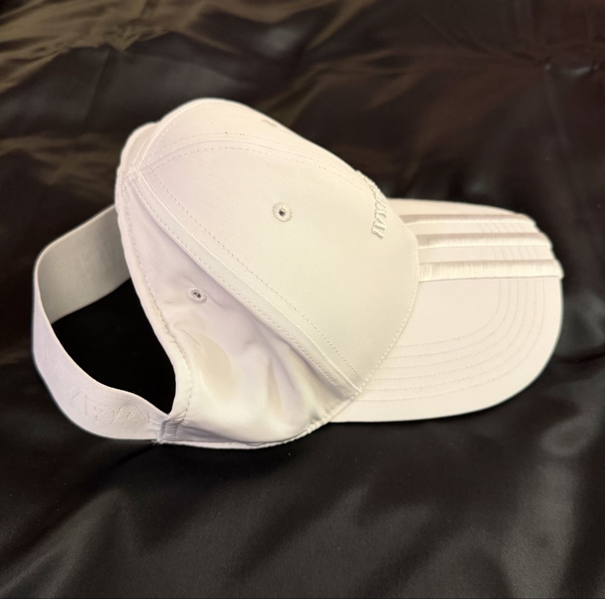 Adidas Copricapi, berretti & cappellini: Adidas x Beyonce, Ivy Park backless cap  – Usato da Genève venduto da Rome12 1
