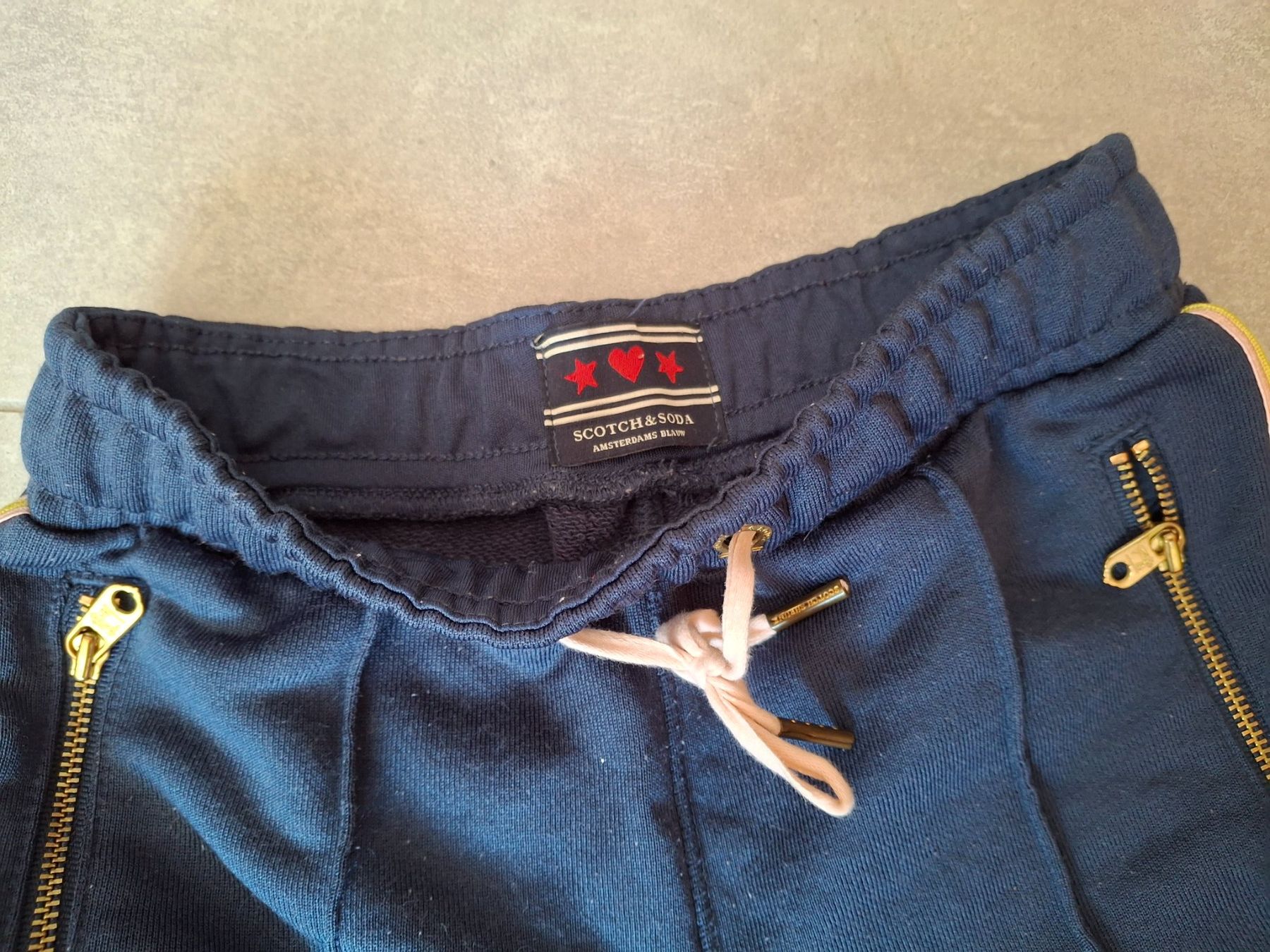 Pantaloni: Hose von scotch&soda Grösse 116 – Usato da Wiesendangen venduto da troawus 3