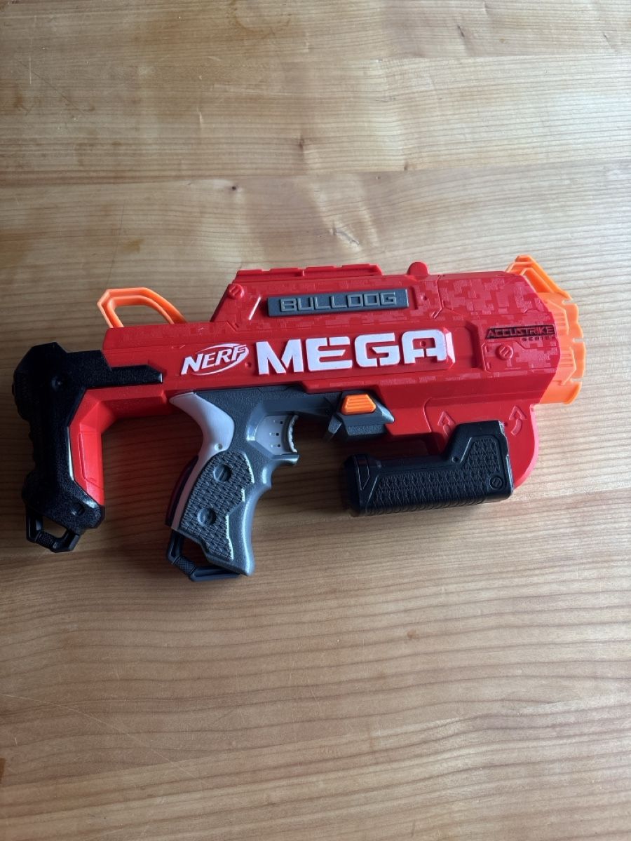 Nerf Giocattoli: Nerf Mega  – Usato da Adliswil venduto da Birkenblatt08