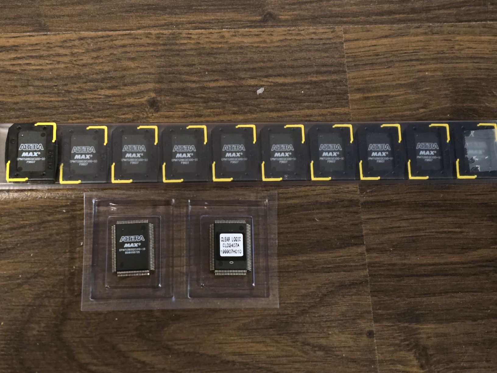 Elektronikbauteile: Altera MAX® FPGA, diverse Modelle, neu - total 12stk – Neu (gemäss Beschreibung) aus Baden von swiss-alps