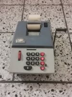 Alte kleine Precisa Rechenmaschine