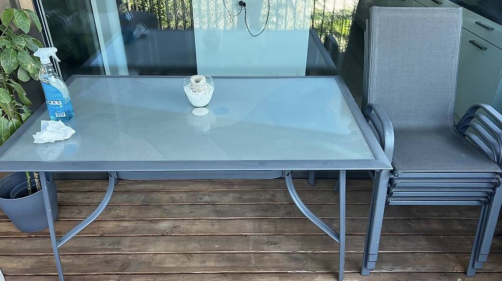 Set di tavolo e panche: Gartentisch mit 4 Stühlen – Usato da Dietlikon venduto da jth_6zk5 3