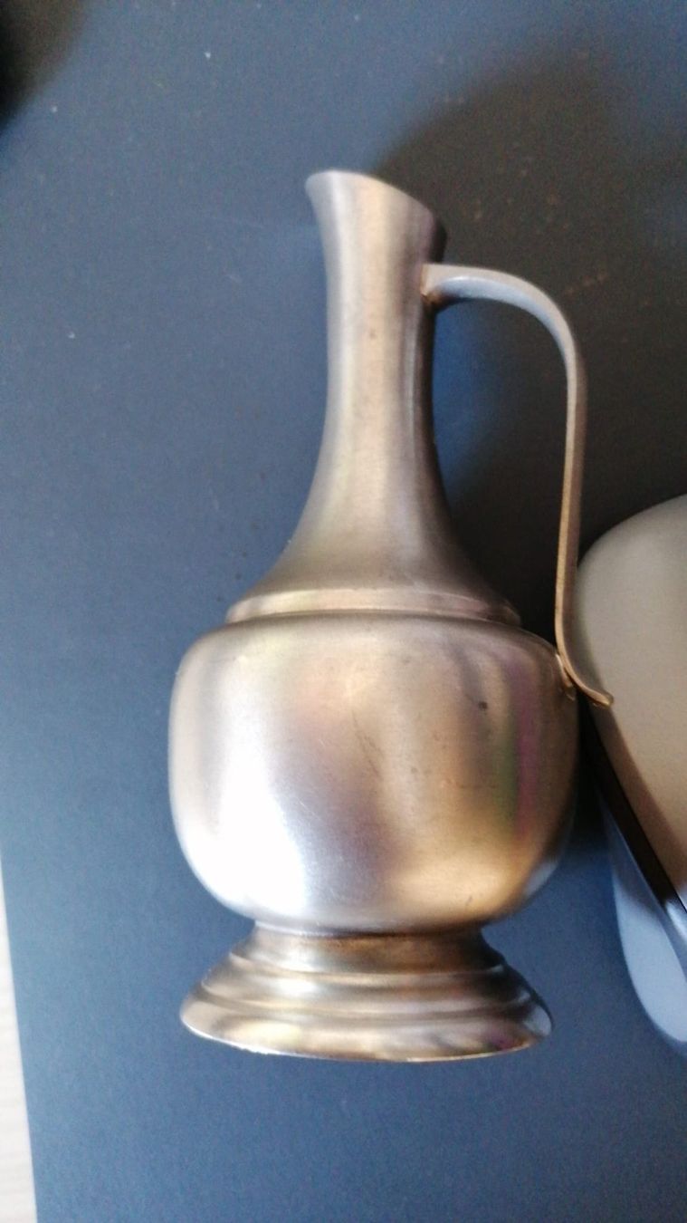 Caraffe: schöne kleine Zinnkrüglein – Usato da Grächen venduto da Hel7890 2