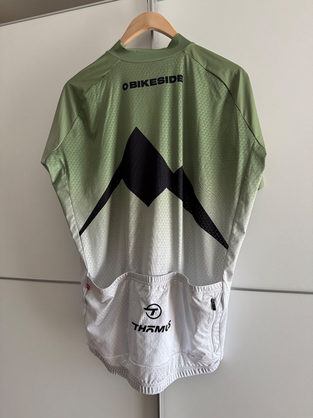 Thömus Canottiere & Pantaloni: Thömus BikeSide VeloShirt - NEU - Gr. XXL – Nuovo (secondo la descrizione) da Einsiedeln venduto da Rona 1