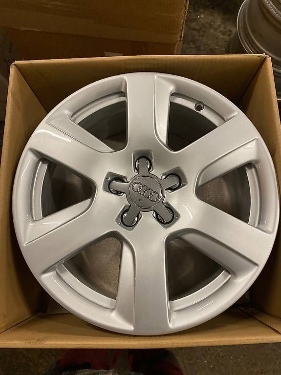 Cerchioni: Original Audi Felgen NEU – Usato da Oetwil am See venduto da CarParts