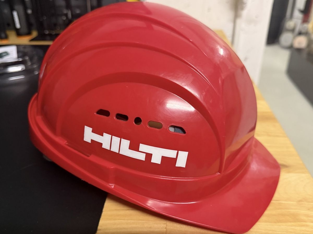 Protezione per viso e udito: Hilti Baustellenhelm schuperth – Usato da Nottwil venduto da marcowu79 1