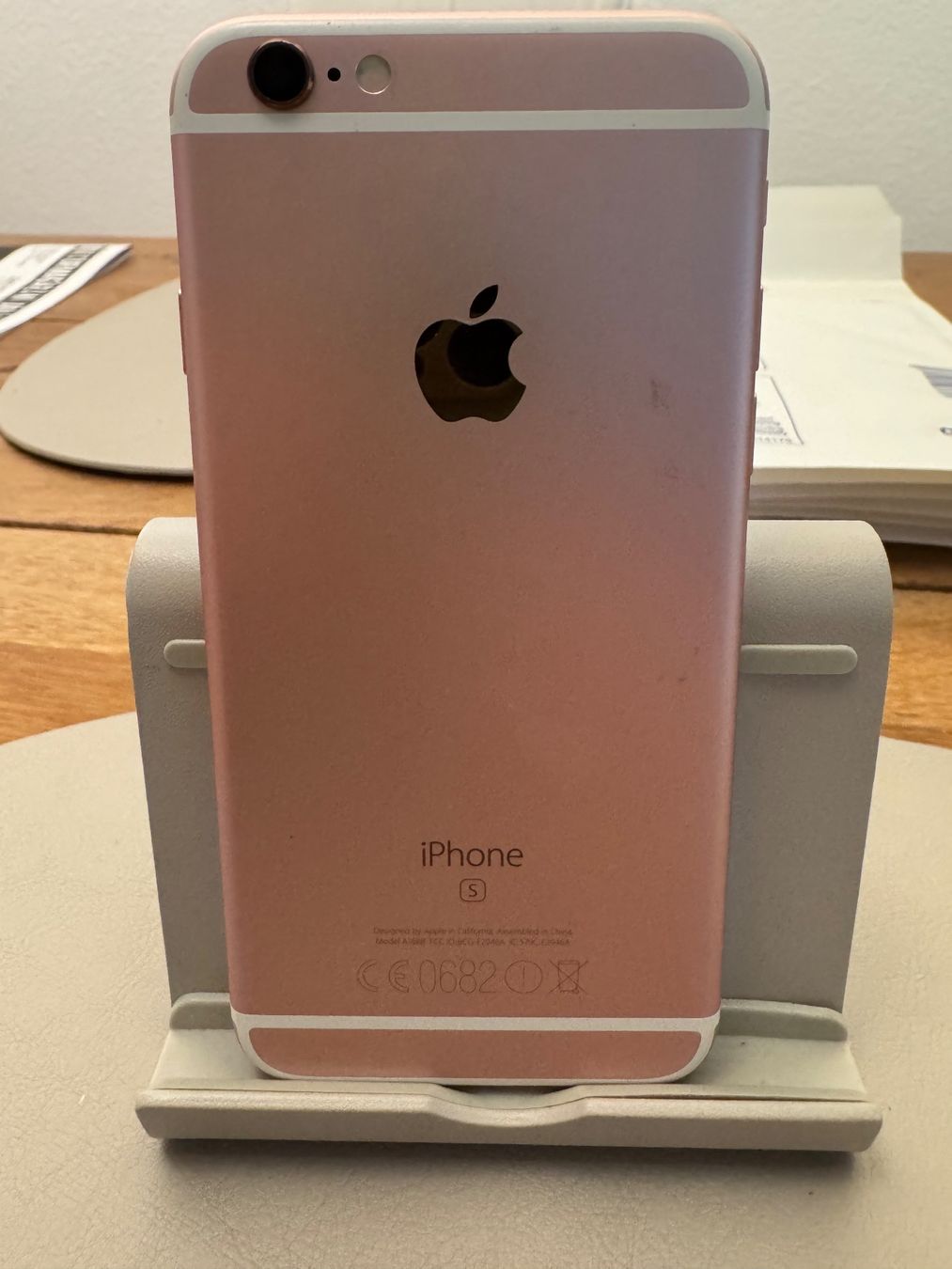 Apple Handys / Smartphones: iPhone 6S 92% Akku Kapazität – Defekt aus Adliswil von Busys 3
