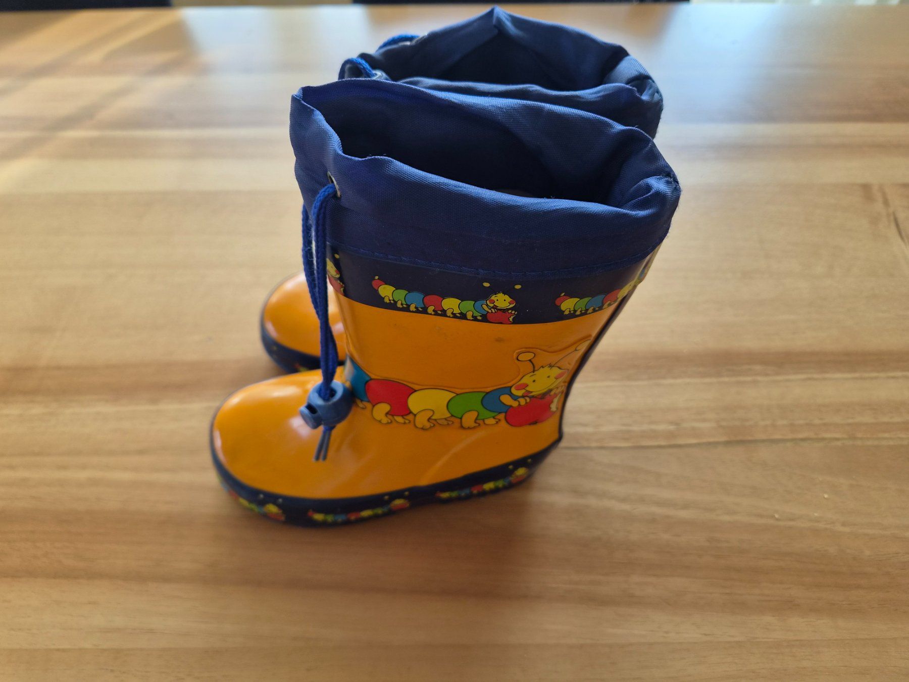 Scarpe per ragazzi: Kinder Gummistiefel, Grösse 23 – Usato da Ibach venduto da urs_sl5h 1