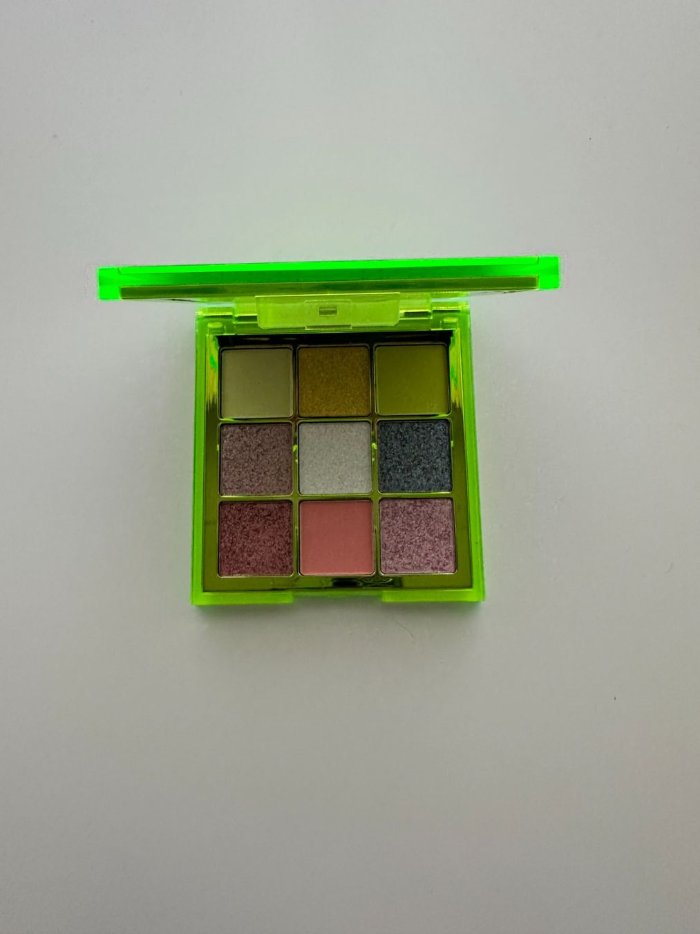 Huda Beauty Make-up: Huda Beauty Neon – Nuovo (secondo la descrizione) da Courgevaux venduto da Qwertz111320 1