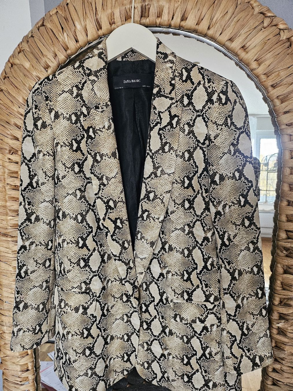 Zara Giacche: Zara Basic Blazer im Schlangenmuster, Grösse S – Usato da Bülach venduto da ane_yn2b