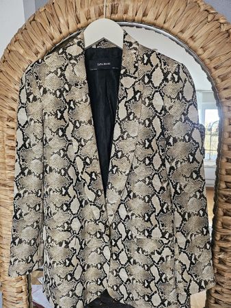 Zara Basic Blazer im Schlangenmuster, Grösse S