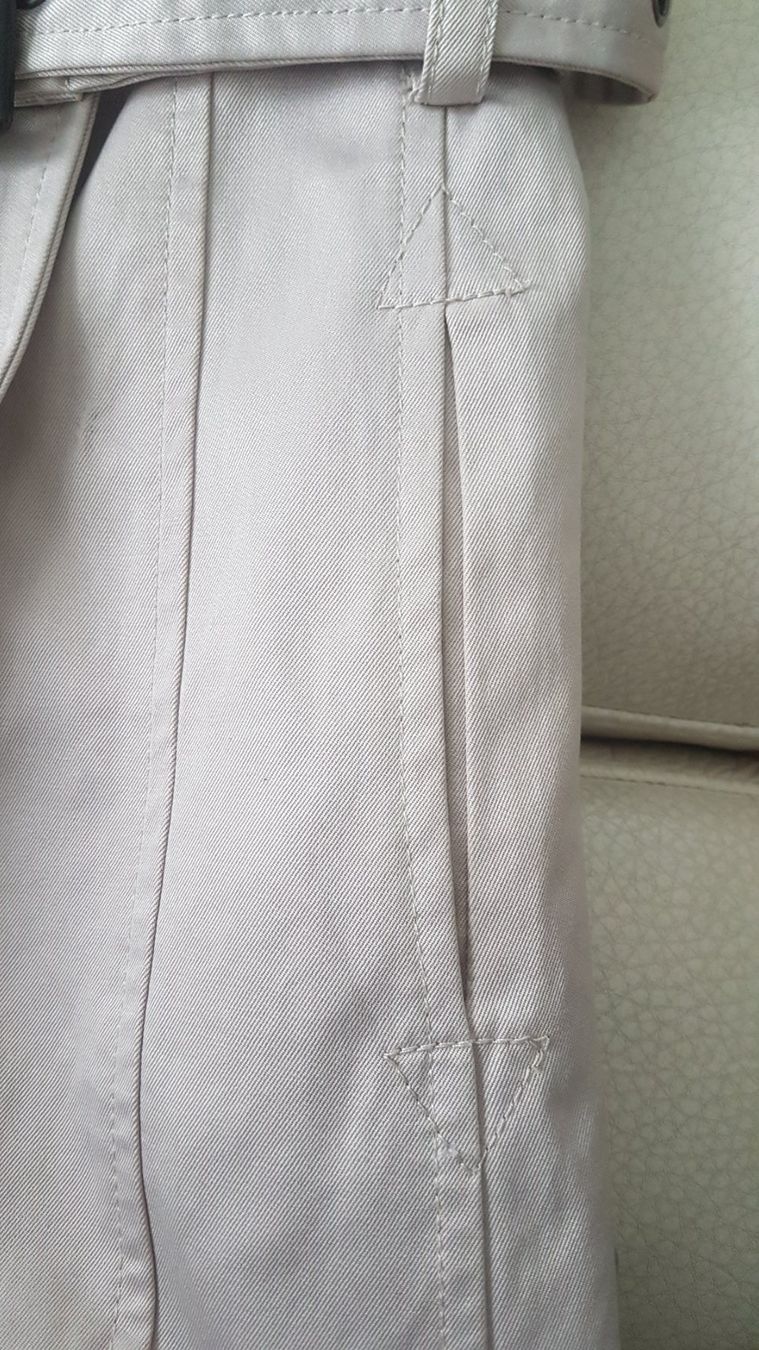 Cappotti: Trenchcoat beige vom Mim – Usato da Binningen venduto da cg12 3