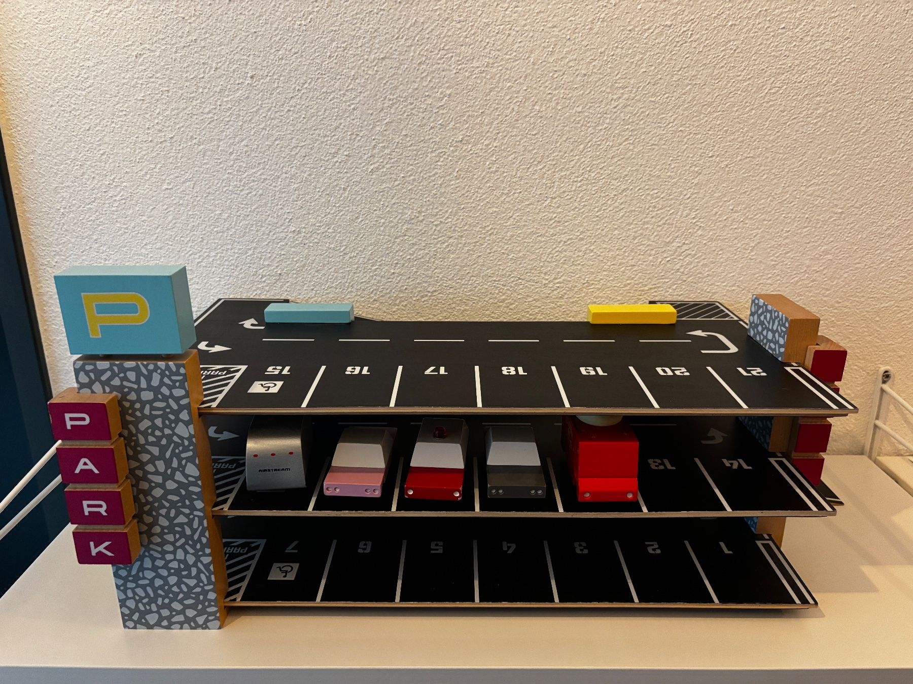 Spielzeuge: Candylab Garage – Gebraucht aus Schlieren von nmc01 2