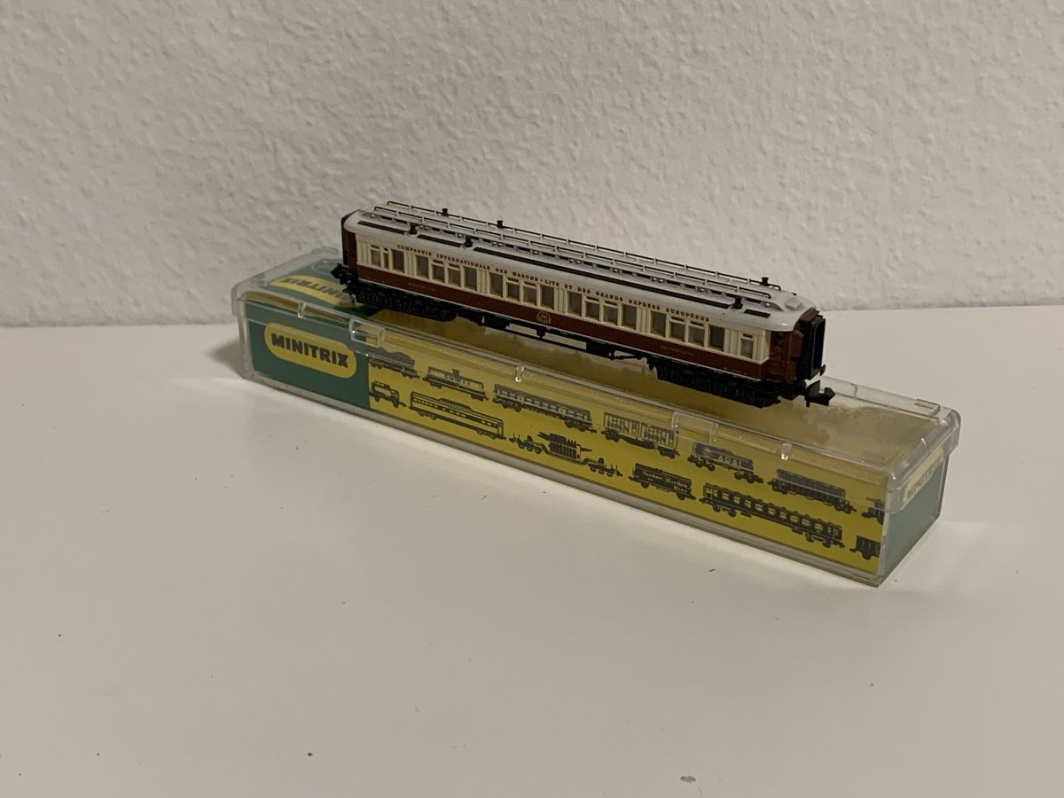 Trix Modellini di ferrovie: Spur N Orient-Express Wagen crème/braun – Usato da Neuenegg venduto da Mazdanier 1