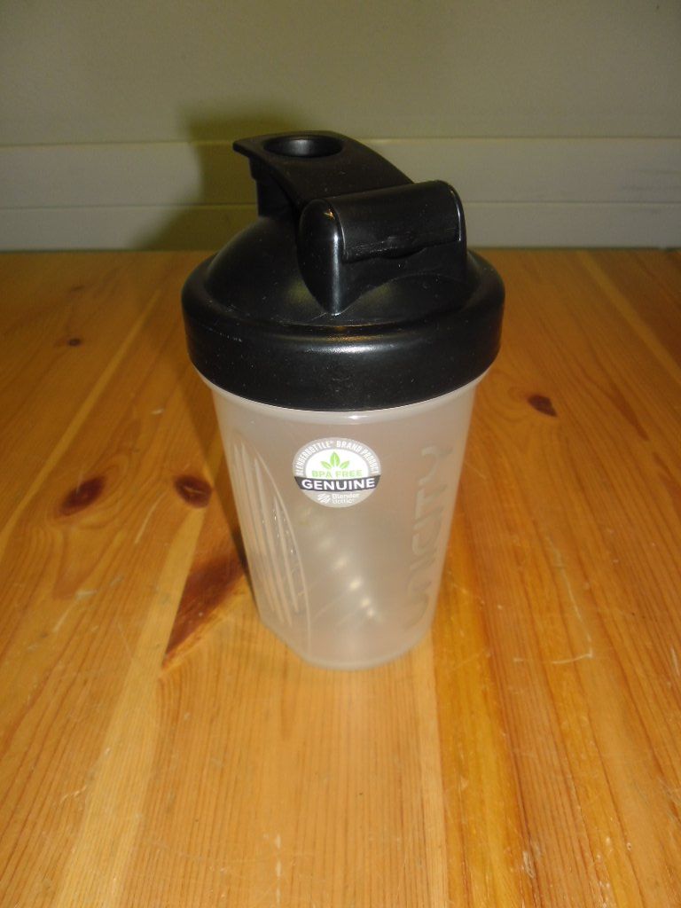 Elettrodomestici da cucina: Blender Bottle / Shaker , 4 dl – Nuovo (secondo la descrizione) da Büren SO venduto da omsa