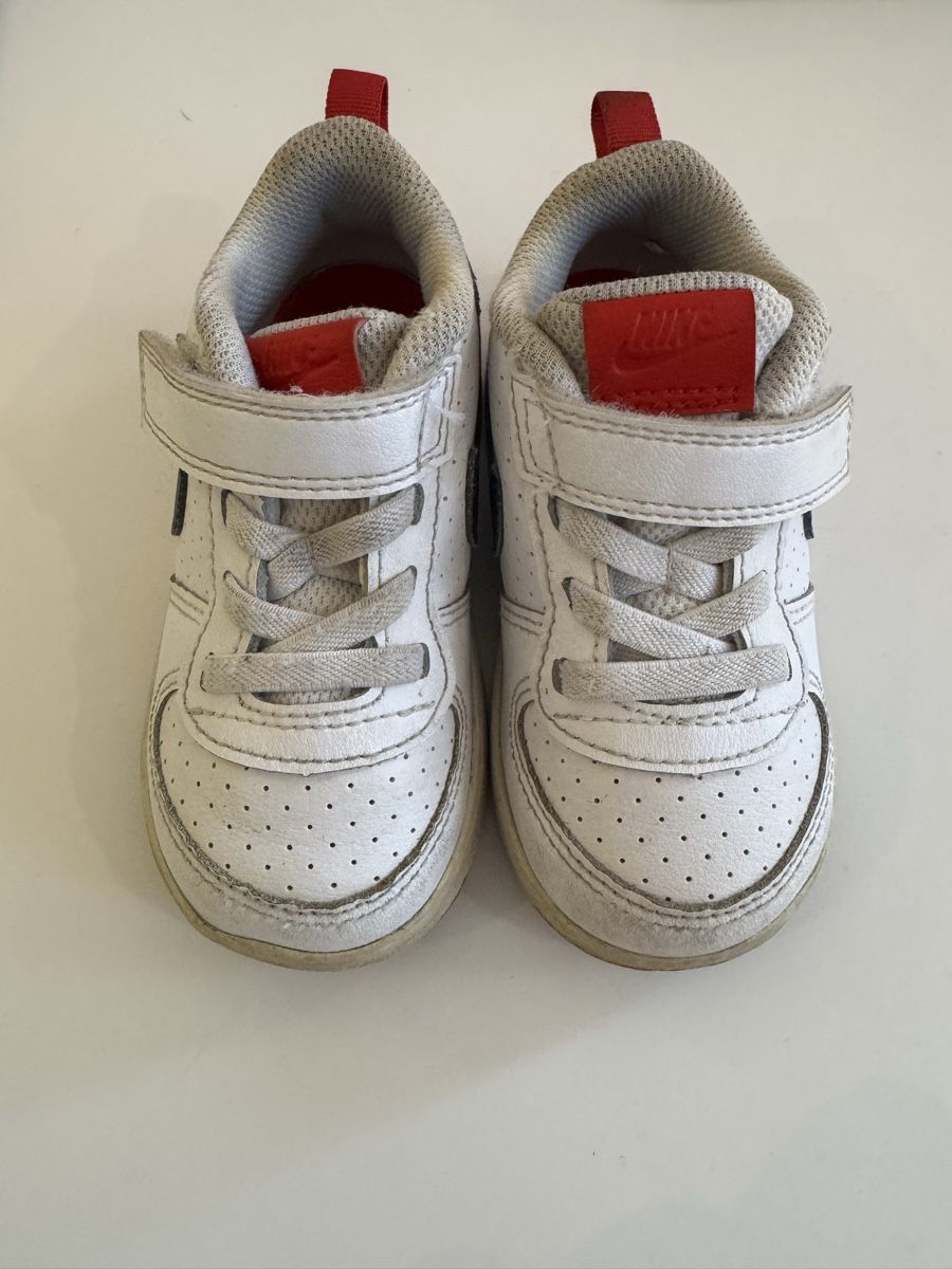 Nike Schuhe für Jungen: Nike sneakers bambini n 22 – Gebraucht aus Montagnola von lore_fer
