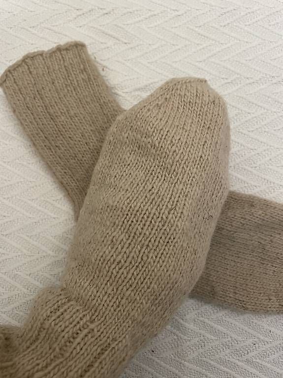 Calze: Handarbeit Socken aus Bio Schaffell – Nuovo (secondo la descrizione) da Pratteln venduto da mim_7tf2 2