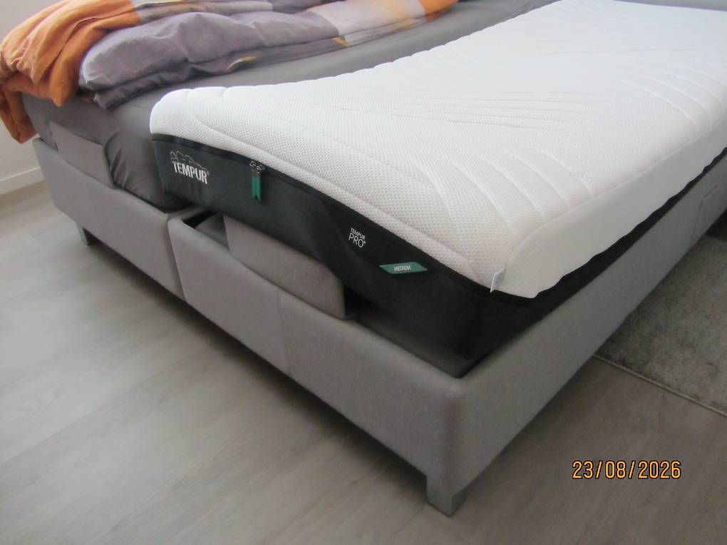 Matelas: Matratzen Tempur  – D'occasion à Büsserach par dominik151171