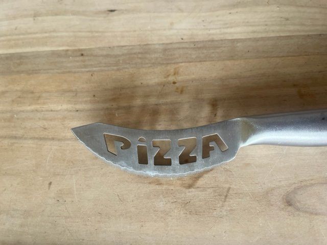 Coltelli da cucina: Pizza Messer 1 Stk. – Nuovo (secondo la descrizione) da Altbüron venduto da Februar26 1