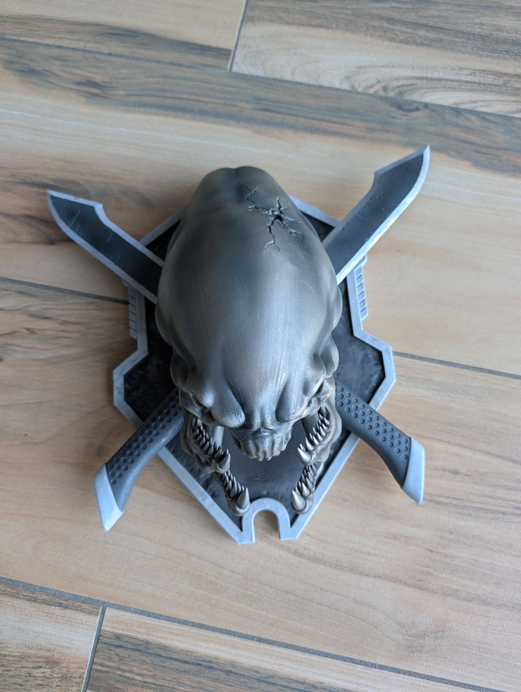 Giocattoli: Halo Legendary Icon Wall Mount / Trophäe – Nuovo e nell'imballaggio originale da Villmergen venduto da rolling_thunder 1