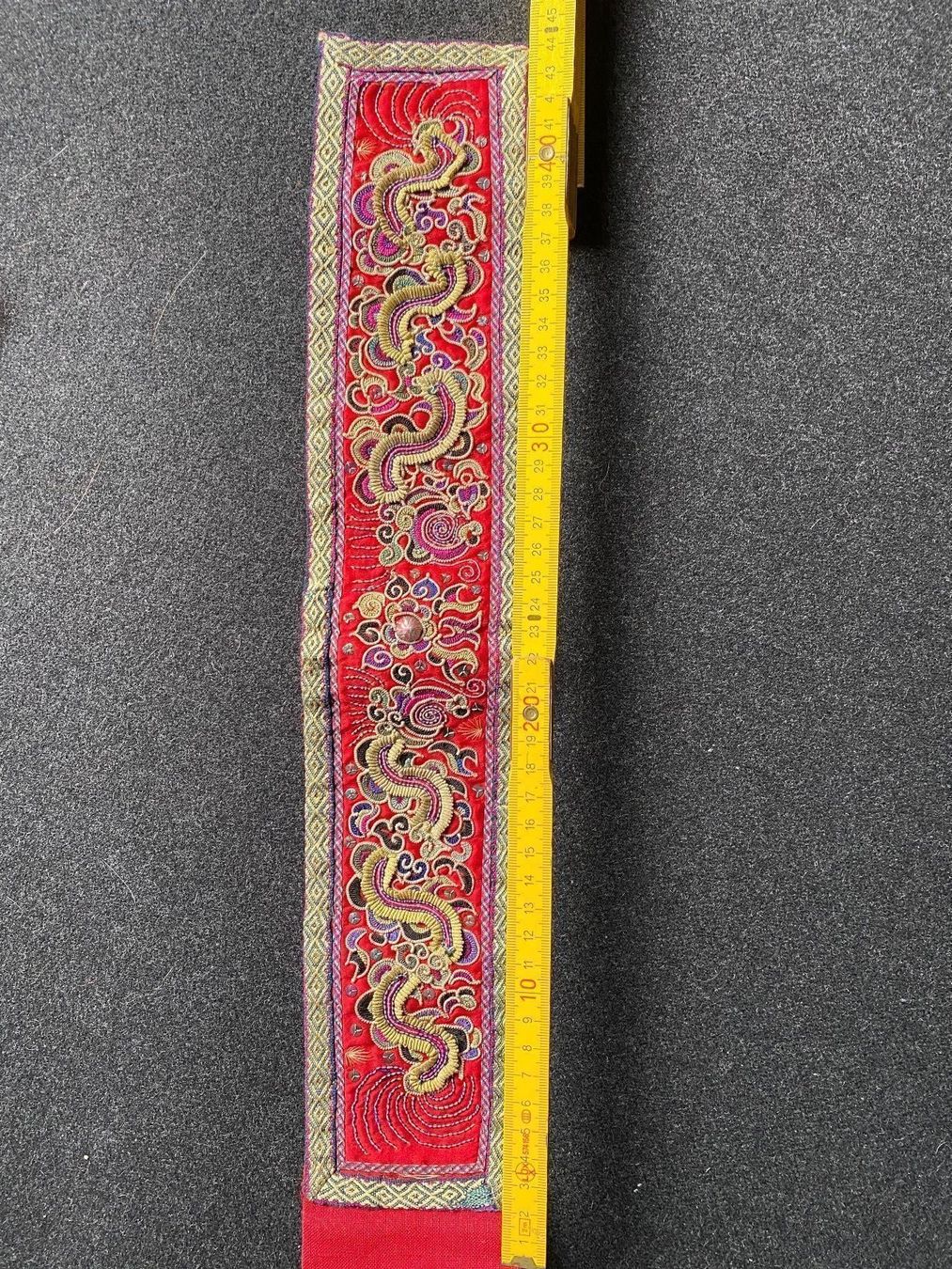 Cinture: Bestickter Kimono Gürtel – Usato da Stäfa venduto da Clandestino04 1