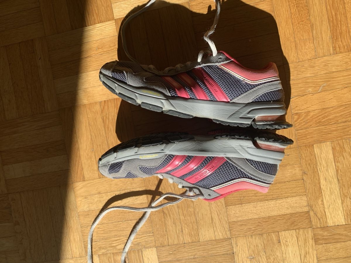 Adidas Scarpe da donna: Adidas Marathon Grösse 36 – Usato da Pfäffikon ZH venduto da mel_lmw7 1