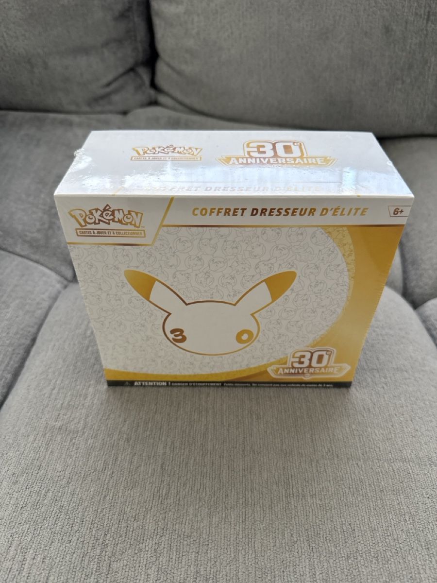 Pokémon Carte collezionabili: Etb 30ans en fr  – Nuovo e nell'imballaggio originale da Sion venduto da Nddddd