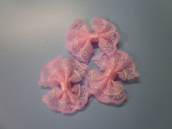 Assiettes: Noeud en dentelle + ruban 4cm ROSE – Neuf avec emballage d'origine à St-Imier par goodber 1