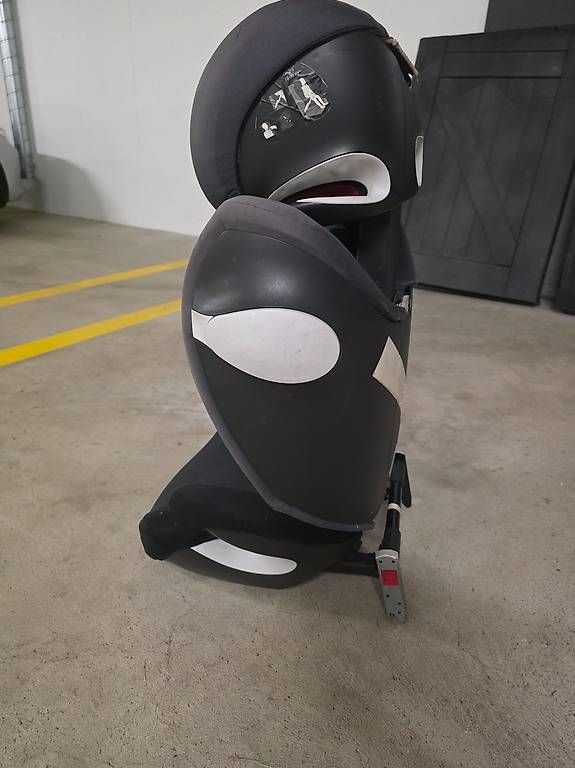 Seggiolini per auto: Cybex Solution M-fix Kindersitz Gr. 2/3, ISOFIX – Usato da Birmenstorf AG venduto da sup_fhc5 2