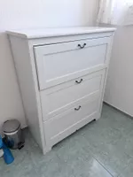 Kommodenschrank